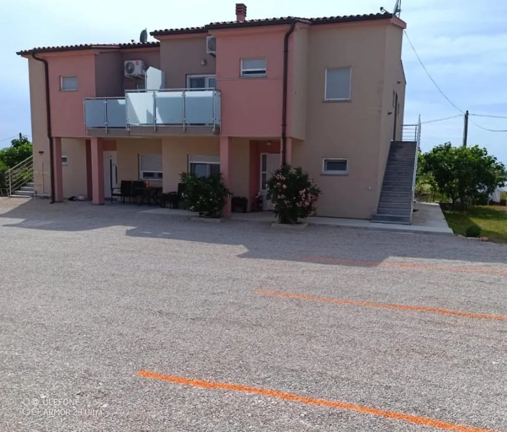 Apartments Amfora Valbandon 0*,  Croatia